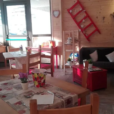 La Di 1400 Hotel