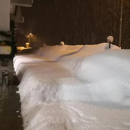 Szálloda La Di 1400 *